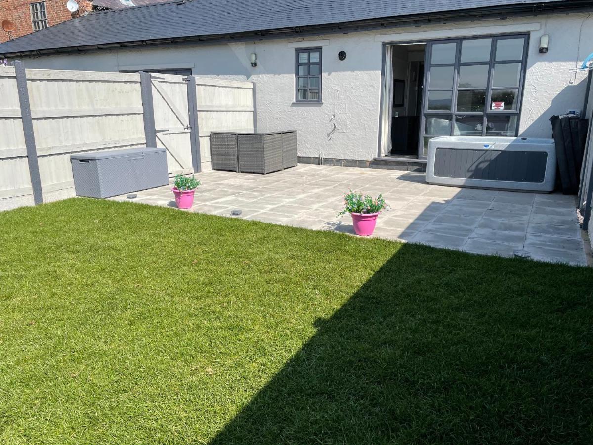 Dwylig Isa Holiday Cottages Rhuddlan Kültér fotó