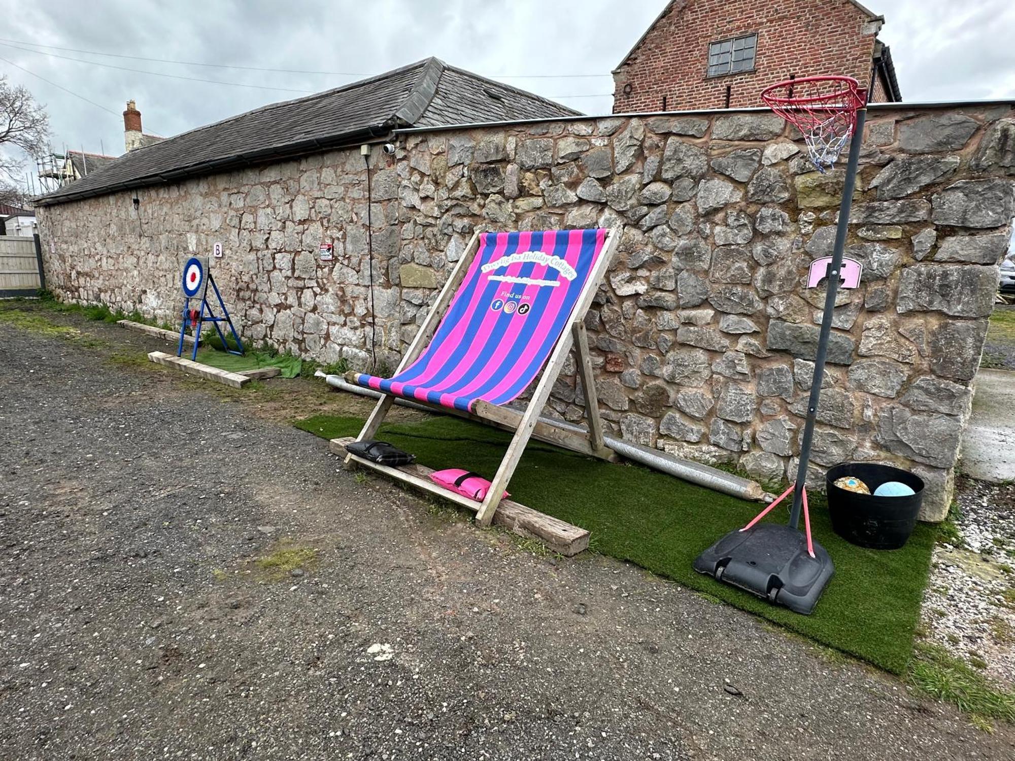 Dwylig Isa Holiday Cottages Rhuddlan Kültér fotó